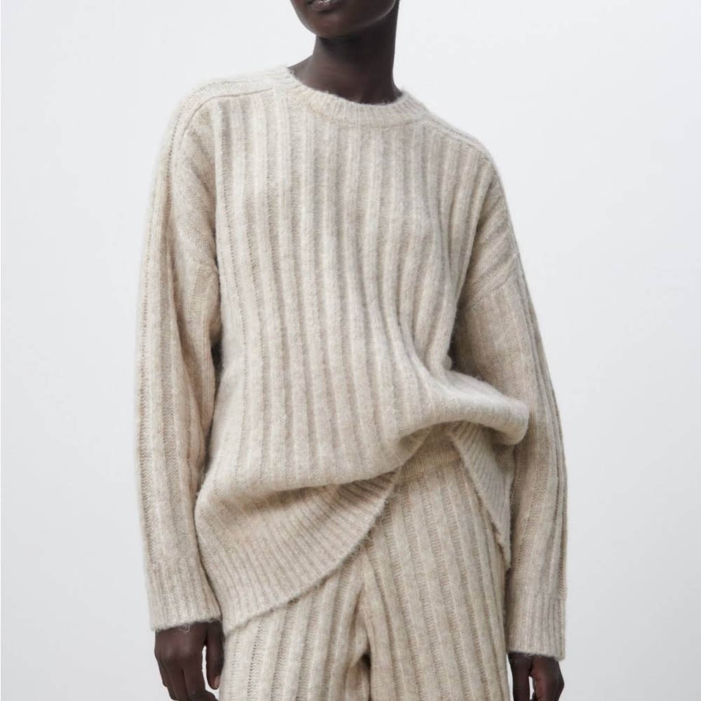 ZARA Oversized Knit Sweater in Pearl Gray